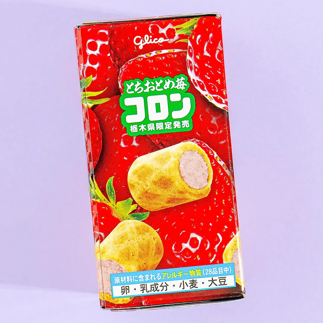 Glico Collon Biscuit Rolls - Tochigi Tochiotome Strawberry - Image 2