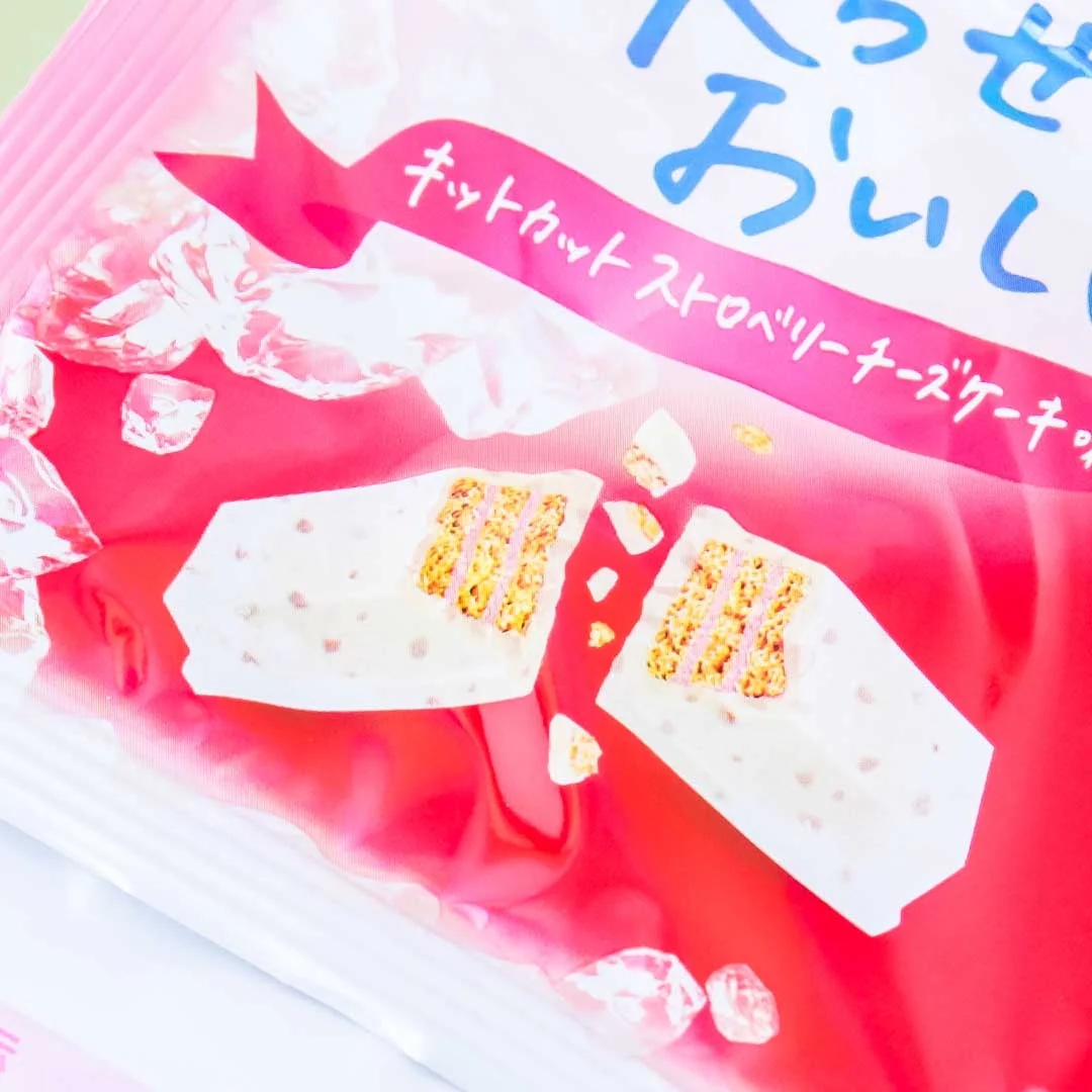 Kit Kat Frozen Strawberry Cheesecake Chocolates - Image 2