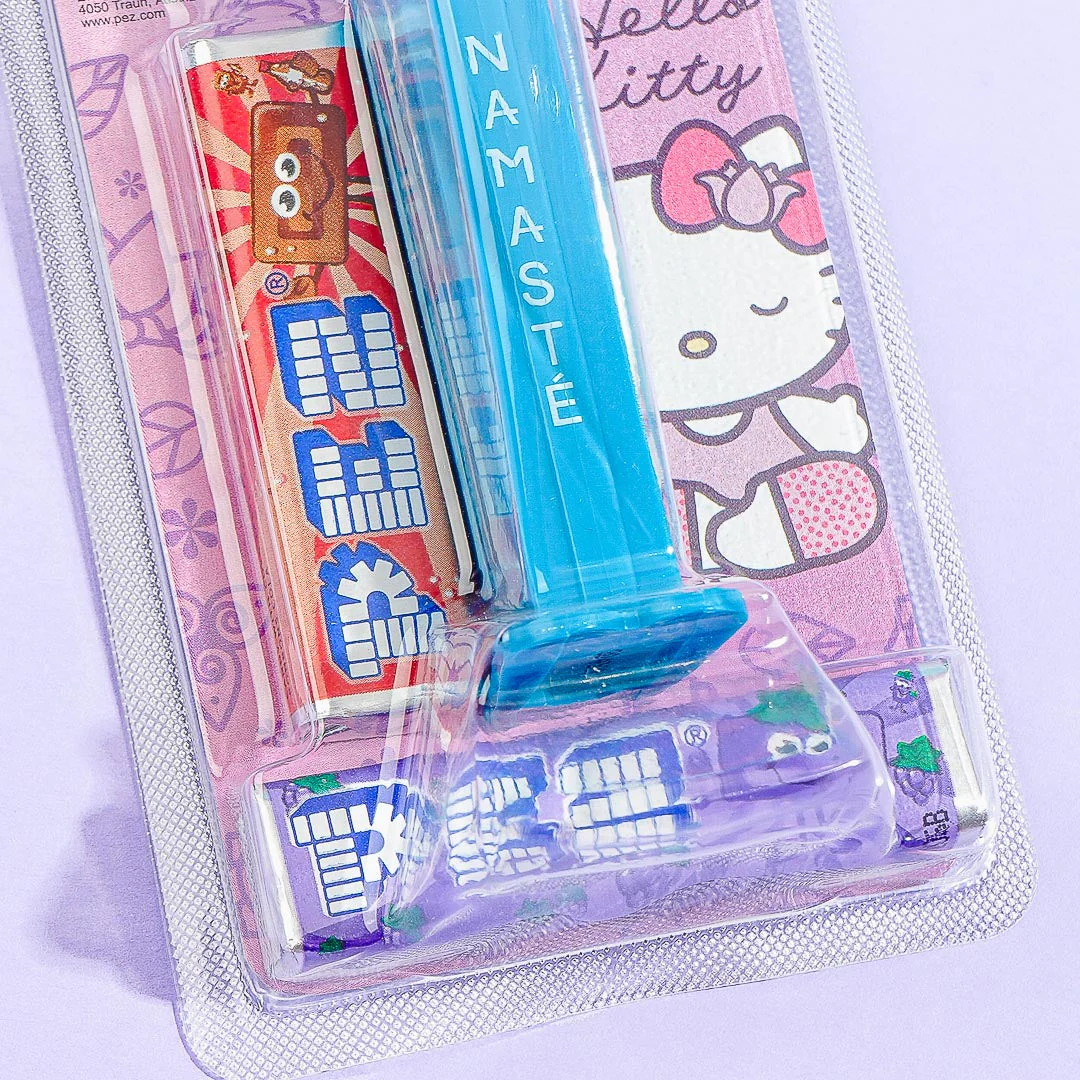 Morinaga PEZ Candy - Relaxed Hello Kitty - Image 3