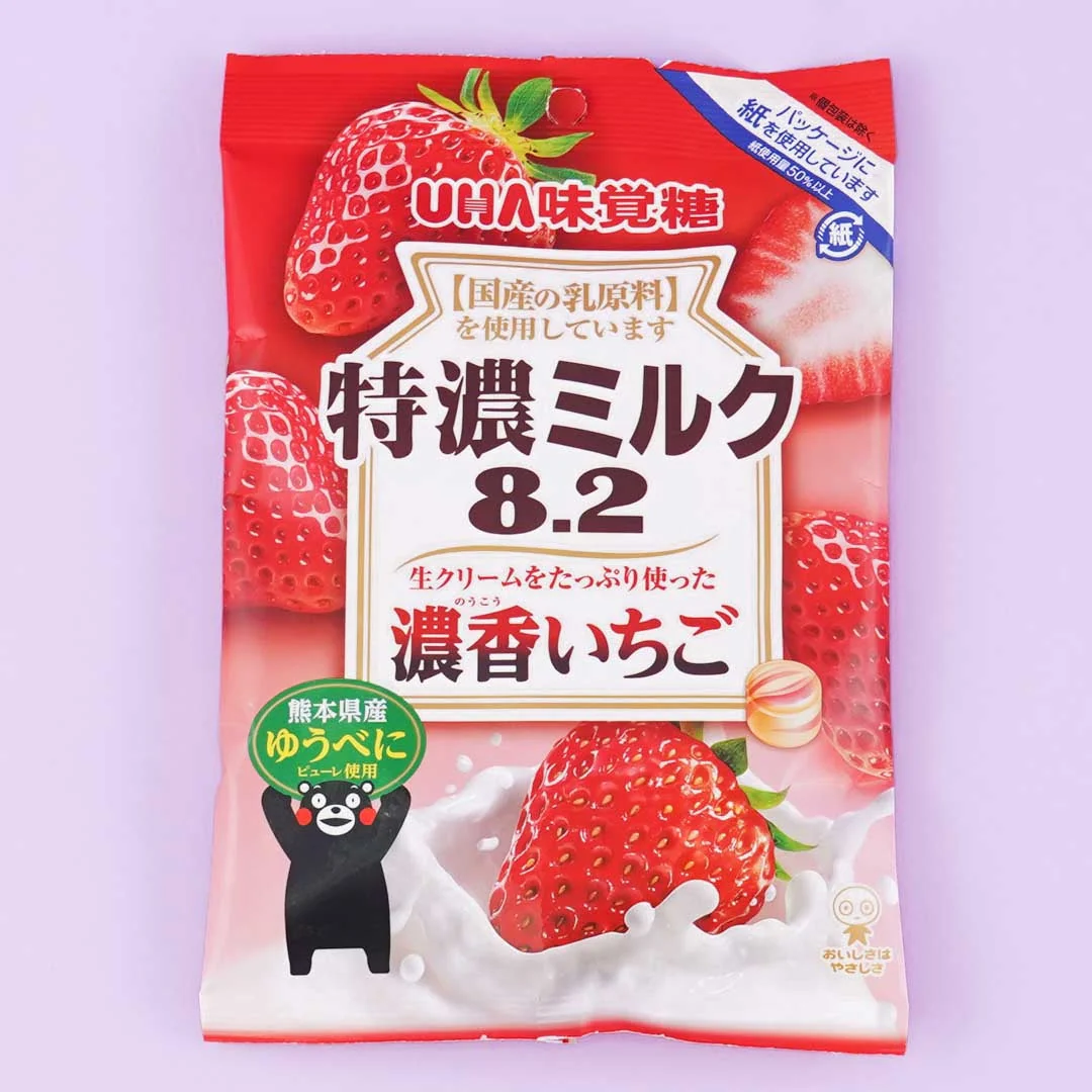 UHA Mikakuto Tokuno Milk 8.2 Strong Strawberry Candy